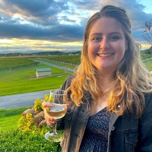 Meet your Posher, Leah